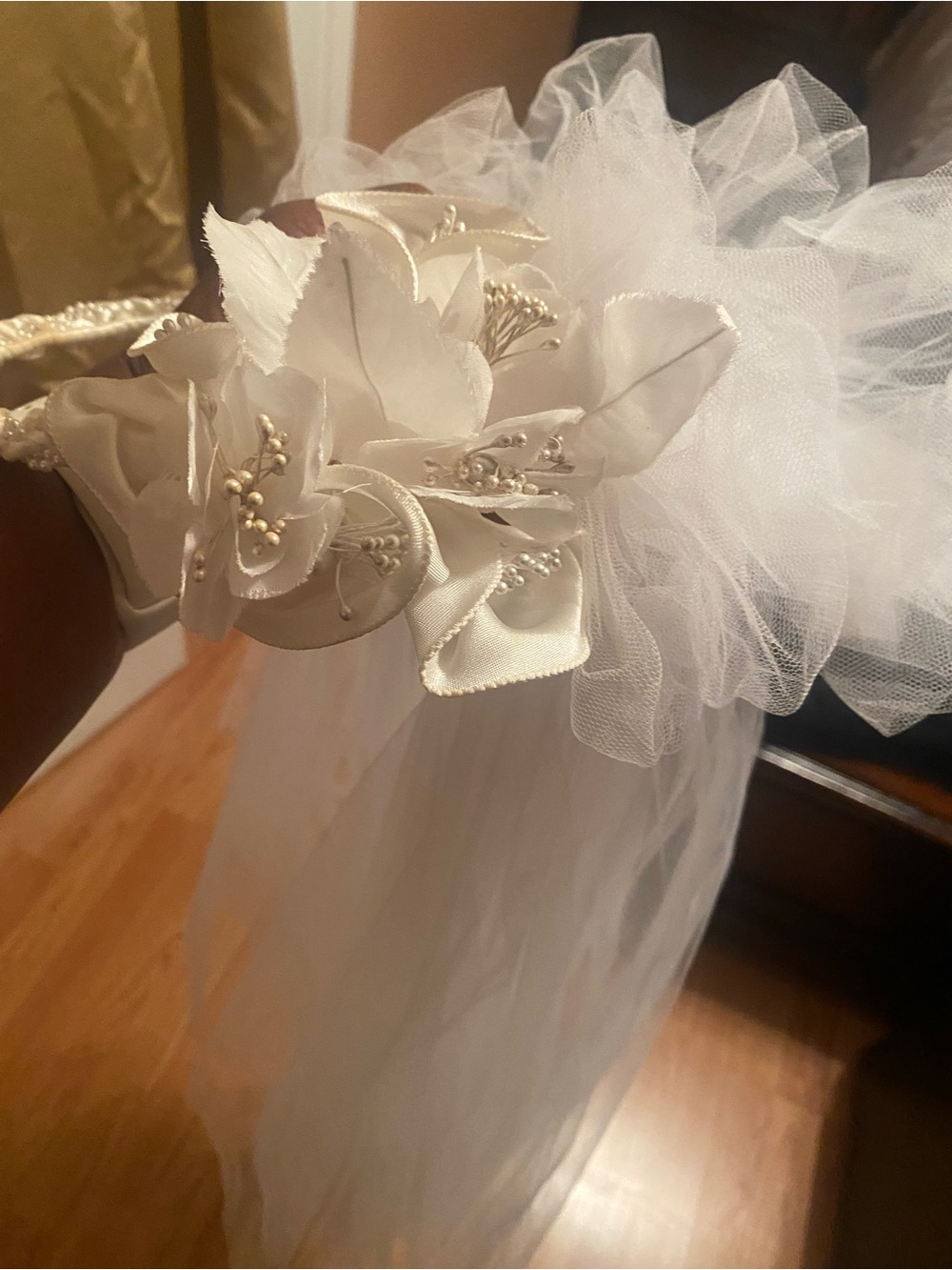 David's Bridal Ivory Floral Satin Headpiece with Tulle Veil